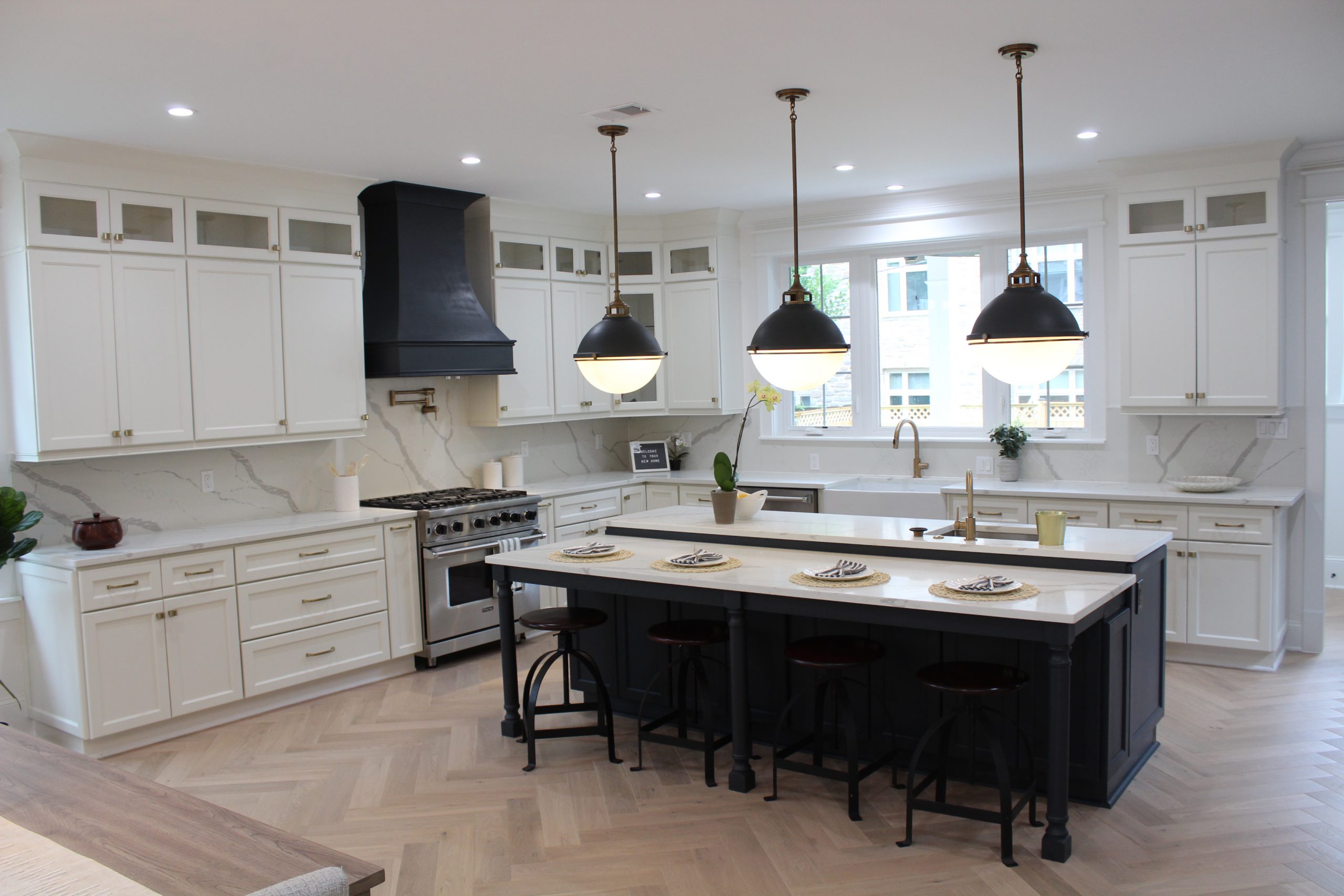 E1 Dove And E2 Charcoal Cabinets By Jandk Cabinetry Erva Stone And Design